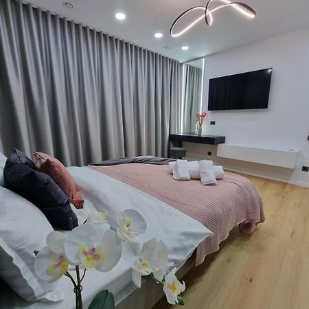 Casa Chiper - Apartament Etaj 1 Braşov Eksteriør bilde
