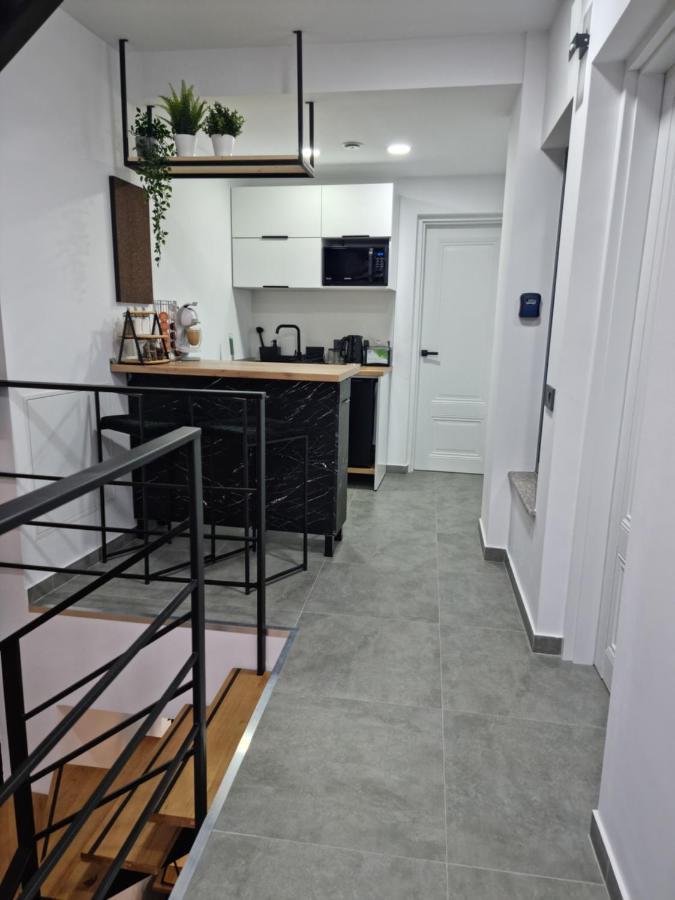 Casa Chiper - Apartament Etaj 1 Braşov Eksteriør bilde