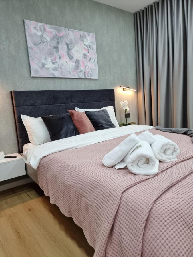 Casa Chiper - Apartament Etaj 1 Braşov Eksteriør bilde