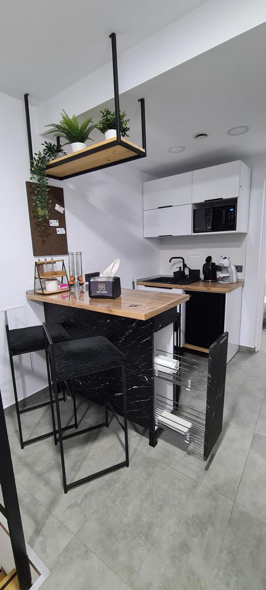 Casa Chiper - Apartament Etaj 1 Braşov Eksteriør bilde